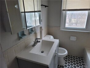 2983 E Moreland Dr in Columbus, OH - Building Photo - Building Photo