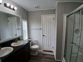 1400 Banana Rd in Lakeland, FL - Foto de edificio - Building Photo