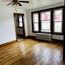20 Amaryllis Ave in Waterbury, CT - Building Photo - Building Photo