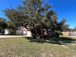 3102 Dawn Mesa Ct in Round Rock, TX - Building Photo - Building Photo