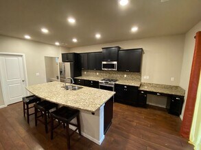 3344 Juno Ct NE in Lacey, WA - Building Photo - Building Photo