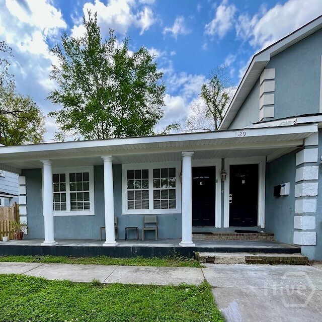 1129 E Bolton St in Savannah, GA - Building Photo