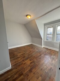 12 Treacy Ave, Unit 3 in Newark, NJ - Building Photo - Building Photo