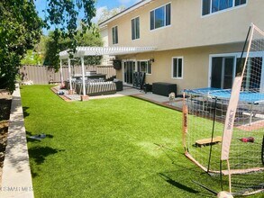 1427 Cheswick Pl in Westlake Village, CA - Building Photo - Building Photo