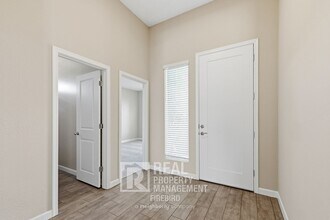 16808 W Cavedale Dr in Sun City West, AZ - Building Photo - Building Photo