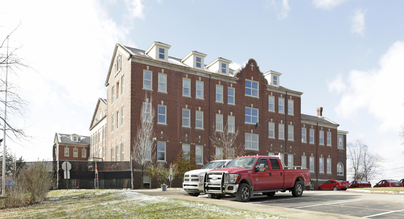 Mt. Nazareth Commons in Pittsburgh, PA - Building Photo