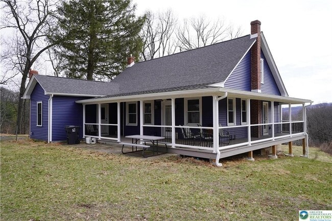 655 Birch Dr in Walnutport, PA - Building Photo - Building Photo