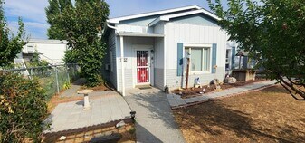 122 Ginkgo St S in Soap Lake, WA - Building Photo