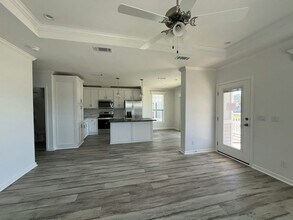 115 N Lake Dr in Leesburg, FL - Building Photo - Building Photo