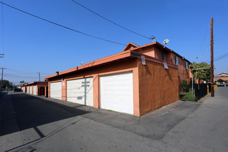 Rancho Benmore Apartments in Anaheim, CA - Building Photo - Building Photo