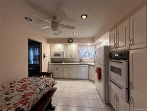 15 Sherry Ln in Hauppauge, NY - Building Photo - Building Photo