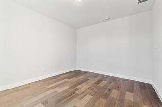 7123 Doe Creek Ln in Lantana, TX - Building Photo - Building Photo