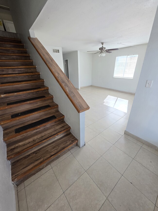 4029 Billingsgate Rd, Unit 2006 in Orlando, FL - Foto de edificio - Building Photo