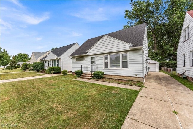 23900 Puritan Ave in Euclid, OH - Building Photo - Building Photo