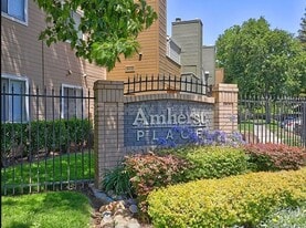 1019 Dornajo Way in Sacramento, CA - Building Photo