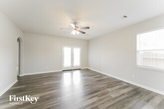 25069 Authors Dr in Magnolia, TX - Building Photo - Building Photo