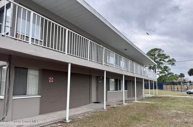 property at 800 N Fiske Blvd