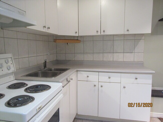 687 Broadview Ave in Toronto, ON - Building Photo - Building Photo