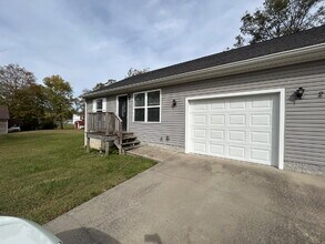 218 2nd Ave S in Baxter, TN - Building Photo - Building Photo