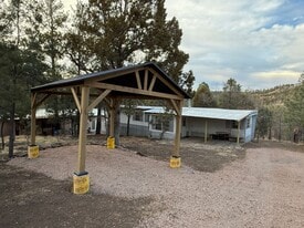 123 Lance in Ruidoso, NM - Building Photo