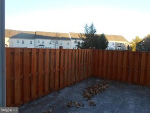 202 London Downs Cir in Stephens City, VA - Building Photo - Building Photo