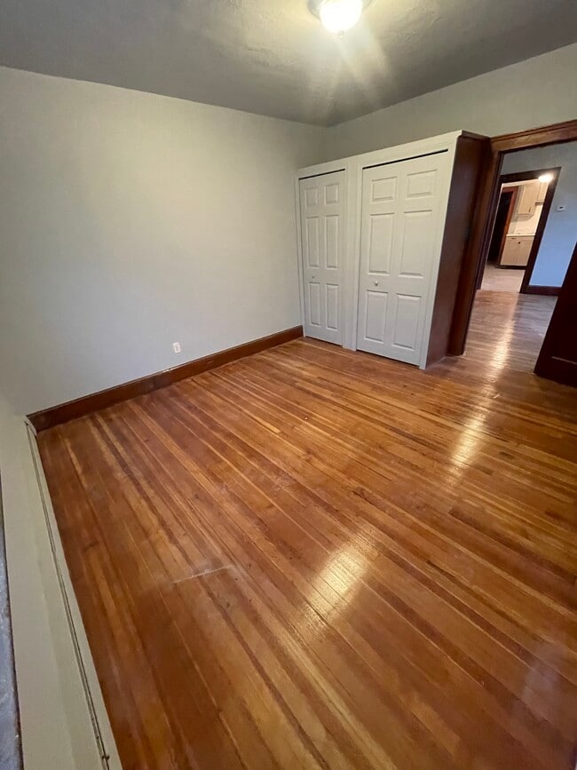 65 Lorraine St, Unit Section 8 Only