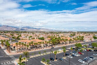 2225 James Bilbray Dr in Las Vegas, NV - Foto de edificio - Building Photo