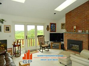 243 Eastview Cir in Williston, VT - Building Photo - Building Photo