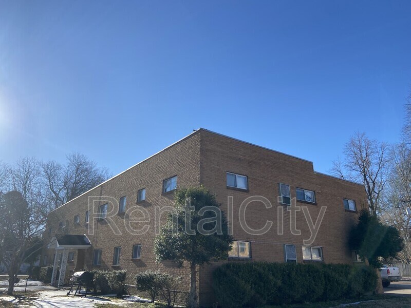 110 E 7th St Caruthersville, MO Rental Homes and Apartments for Rent