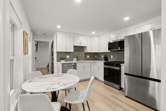 42 White St in Boston, MA - Building Photo - Building Photo