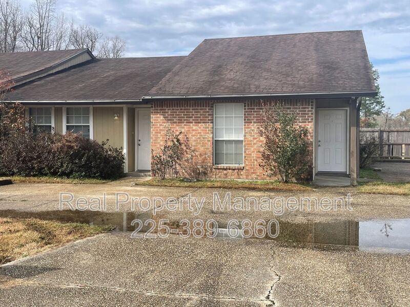 5500 Dianna Dr in Baton Rouge, LA - Building Photo