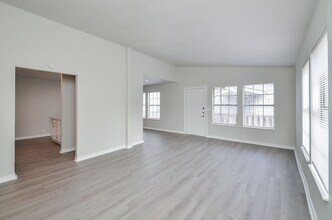 9 Becca Ct-Unit -9 BECCA CT UNIT B in Brookshire, TX - Building Photo - Building Photo