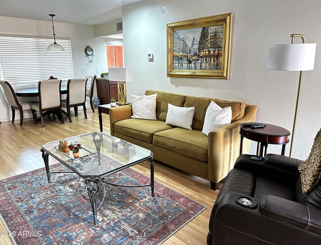 12222 N Paradise Vlg Pkwy S in Phoenix, AZ - Building Photo - Building Photo