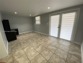 14343 SW 115th Terrace in Miami, FL - Building Photo - Building Photo