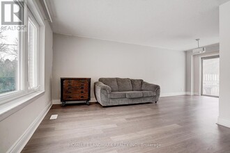 11 Ennismore Pl in Toronto, ON - Building Photo - Building Photo
