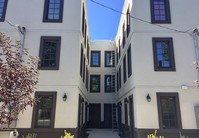 Lincoln Street Triplex in Portland, OR - Foto de edificio - Building Photo