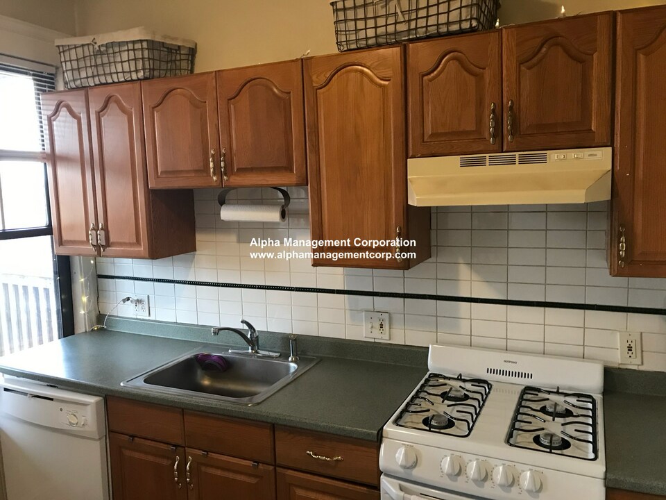 45 Gordon St, Unit 5 in Boston, MA - Building Photo