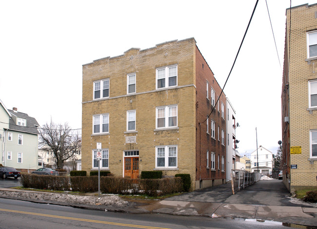 61-63 Brown St in Hartford, CT - Building Photo - Building Photo