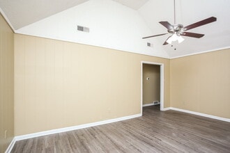 4388 Hunt Cliff Trce in Memphis, TN - Building Photo - Building Photo