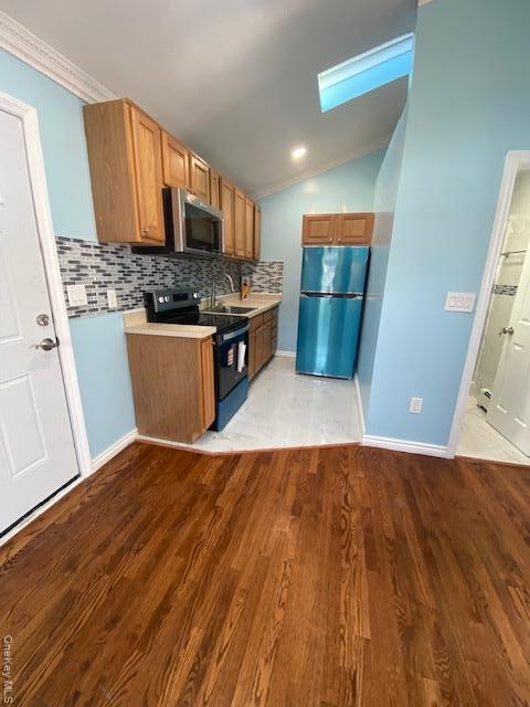 property at 507 Grand Blvd