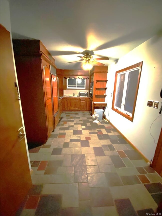 80 Main St in Otisville, NY - Building Photo - Building Photo