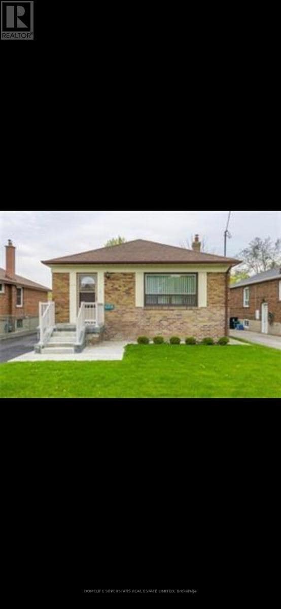 property at 918 ISLINGTON Ave