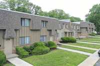 Knollwood Apartments in Kansas City, MO - Foto de edificio - Building Photo