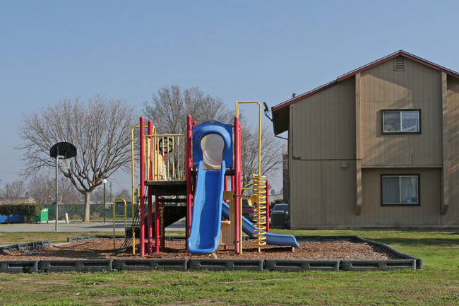 Central Valley II in Los Banos, CA - Building Photo - Building Photo