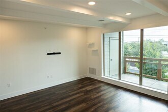 4704 Sunset Trail in Austin, TX - Building Photo - Building Photo