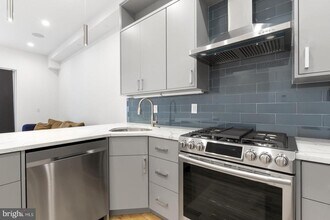 1544 S 20th St in Philadelphia, PA - Building Photo - Building Photo