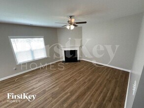 817 Sagemount St in Jamestown, NC - Building Photo - Building Photo