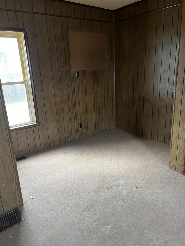 226 Beaver Ave NE in New Philadelphia, OH - Building Photo - Building Photo
