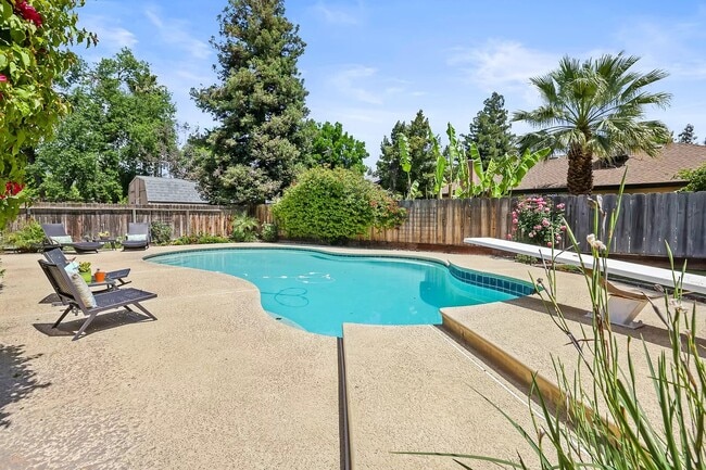property at 2934 S Jacob St