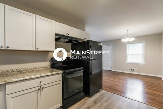 6000 E 102nd St in Kansas City, MO - Building Photo - Building Photo